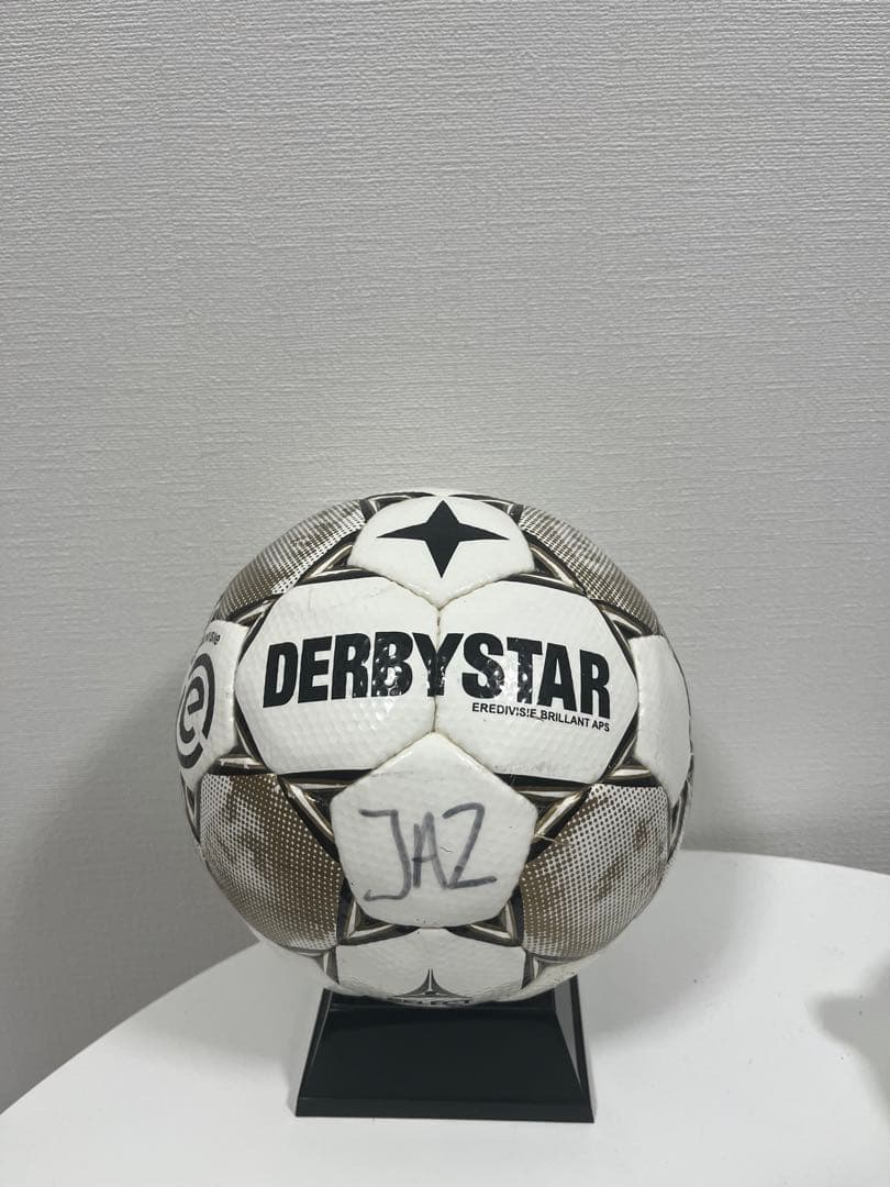 AZ 菅原由勢 オランダ エールディビジ　公式試合球