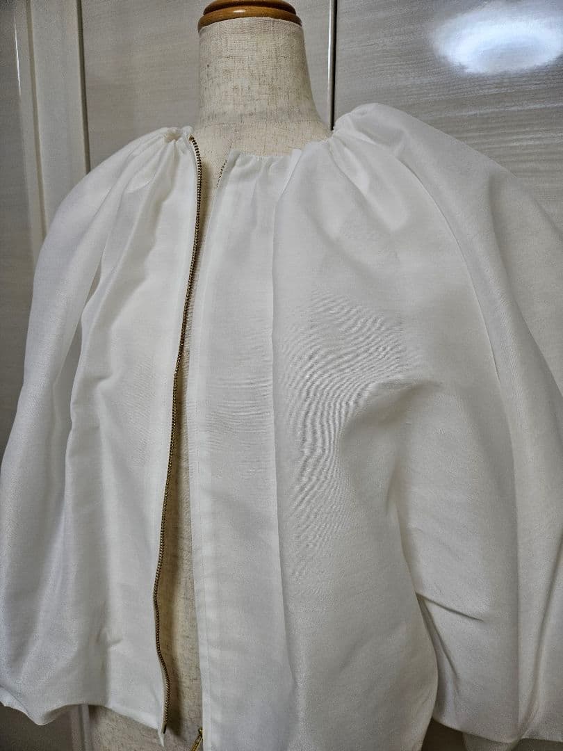 うーたん　新品 heve シアークラウドブルゾン white