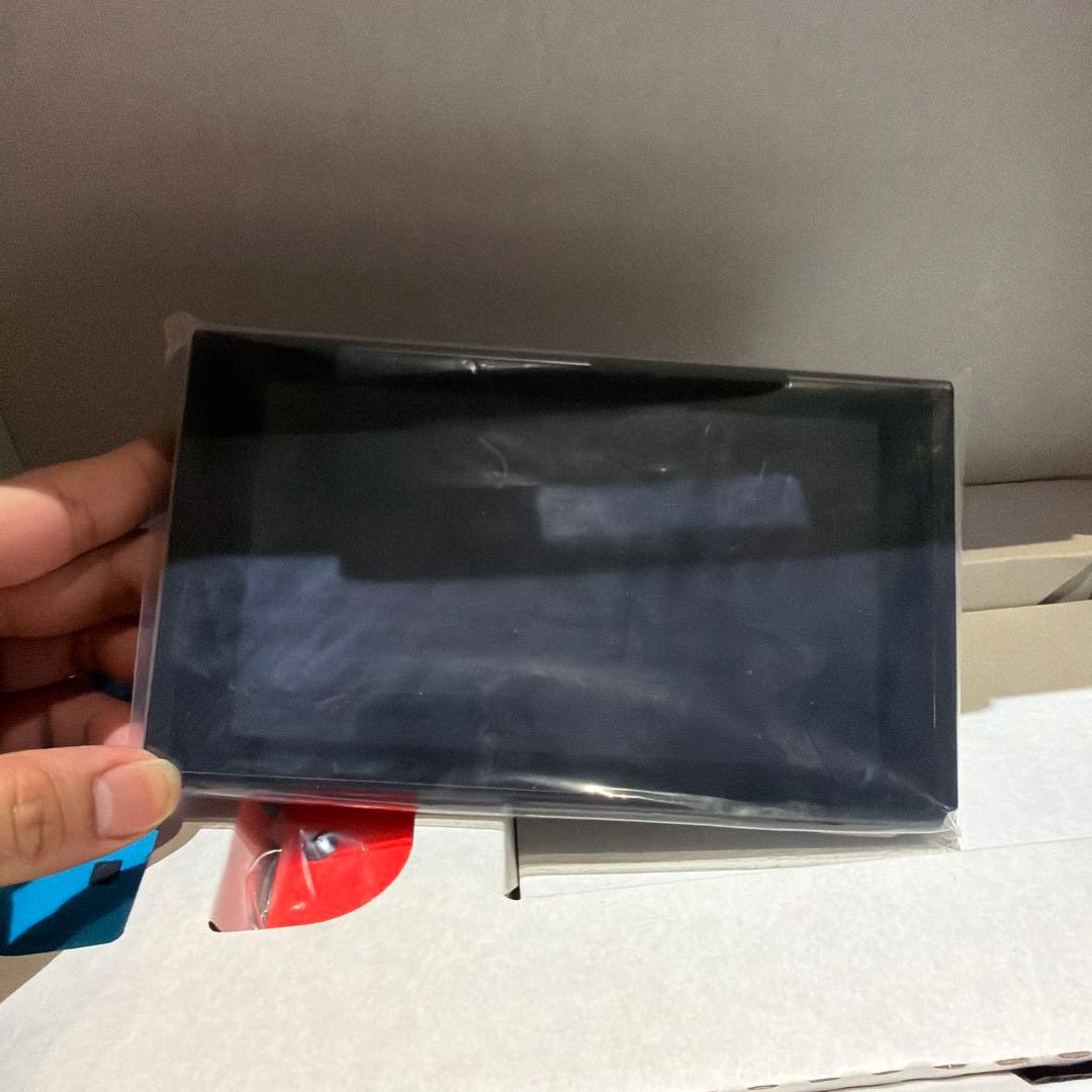 M*a様 Nintendo Switch ネオンブルー/ネオンレッド 本体