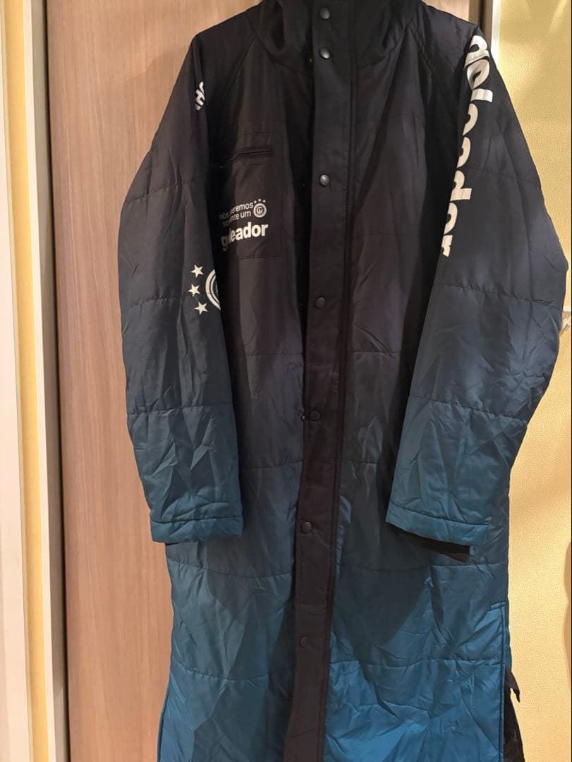 少しずつ値下げ中　ゴレアドール　グラデーション　ベンチコート