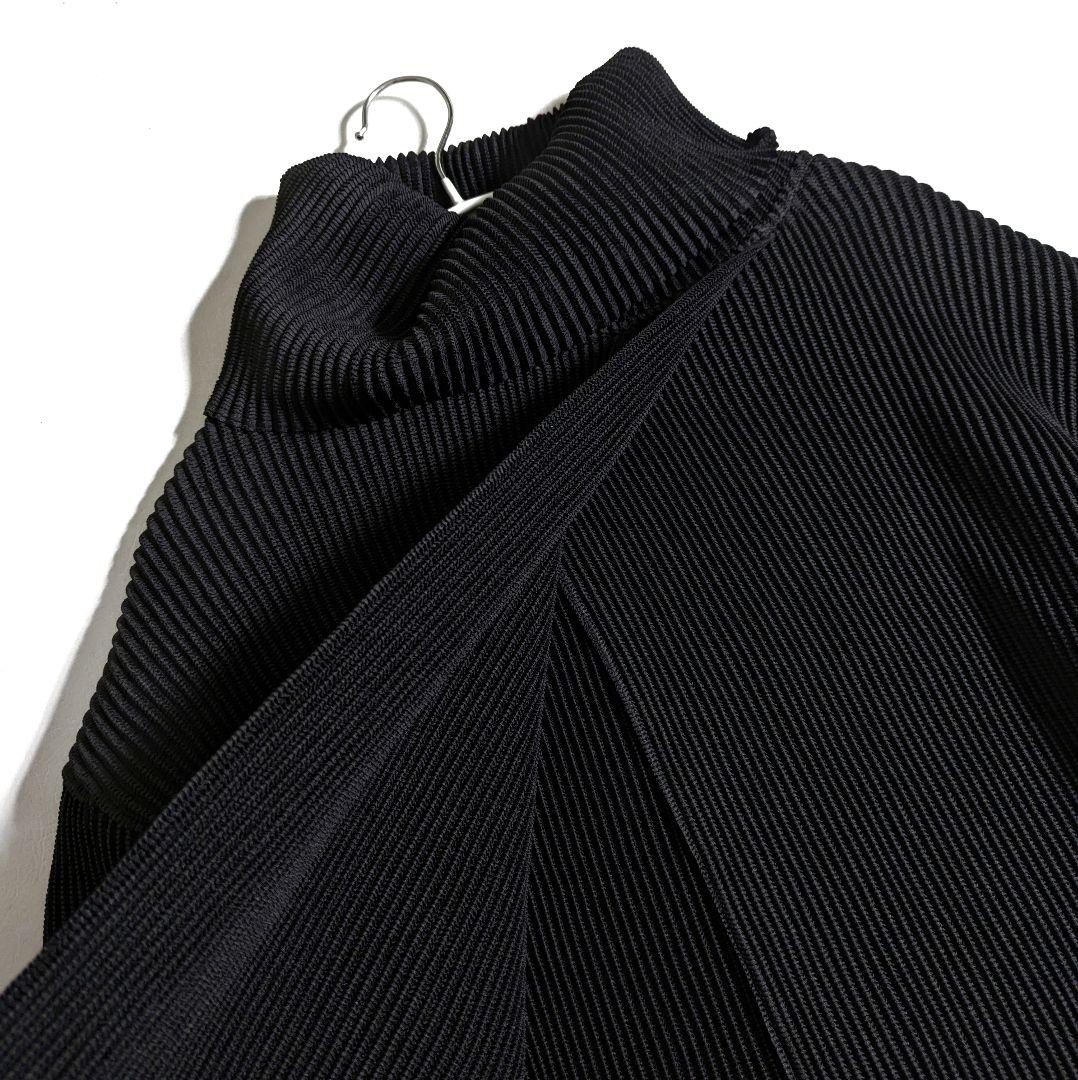 スペッチオ／定価1.6万円 スリット入りロングワンピース タートルネックブラック