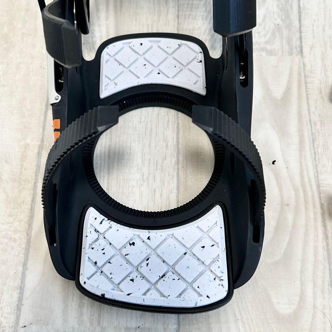 スノーボードバインディング　FLOW M-SERIES