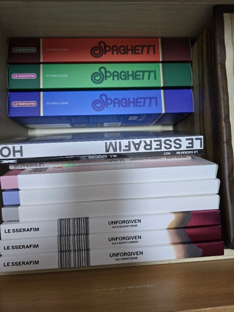 LE SSERAFIMアルバムまとめ売り