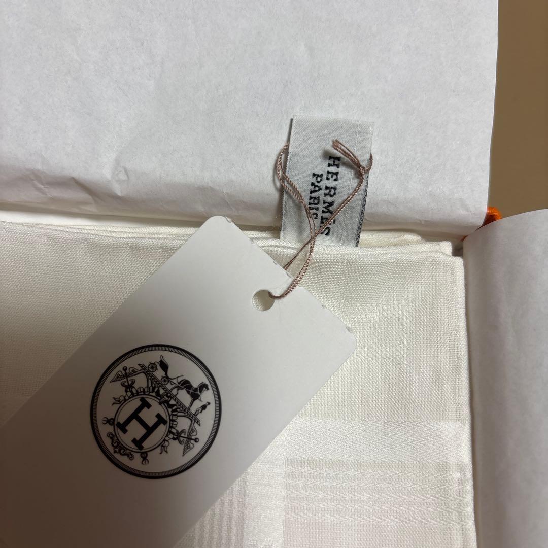 新品 HERMES / エルメス ハンカチーフ ホワイト