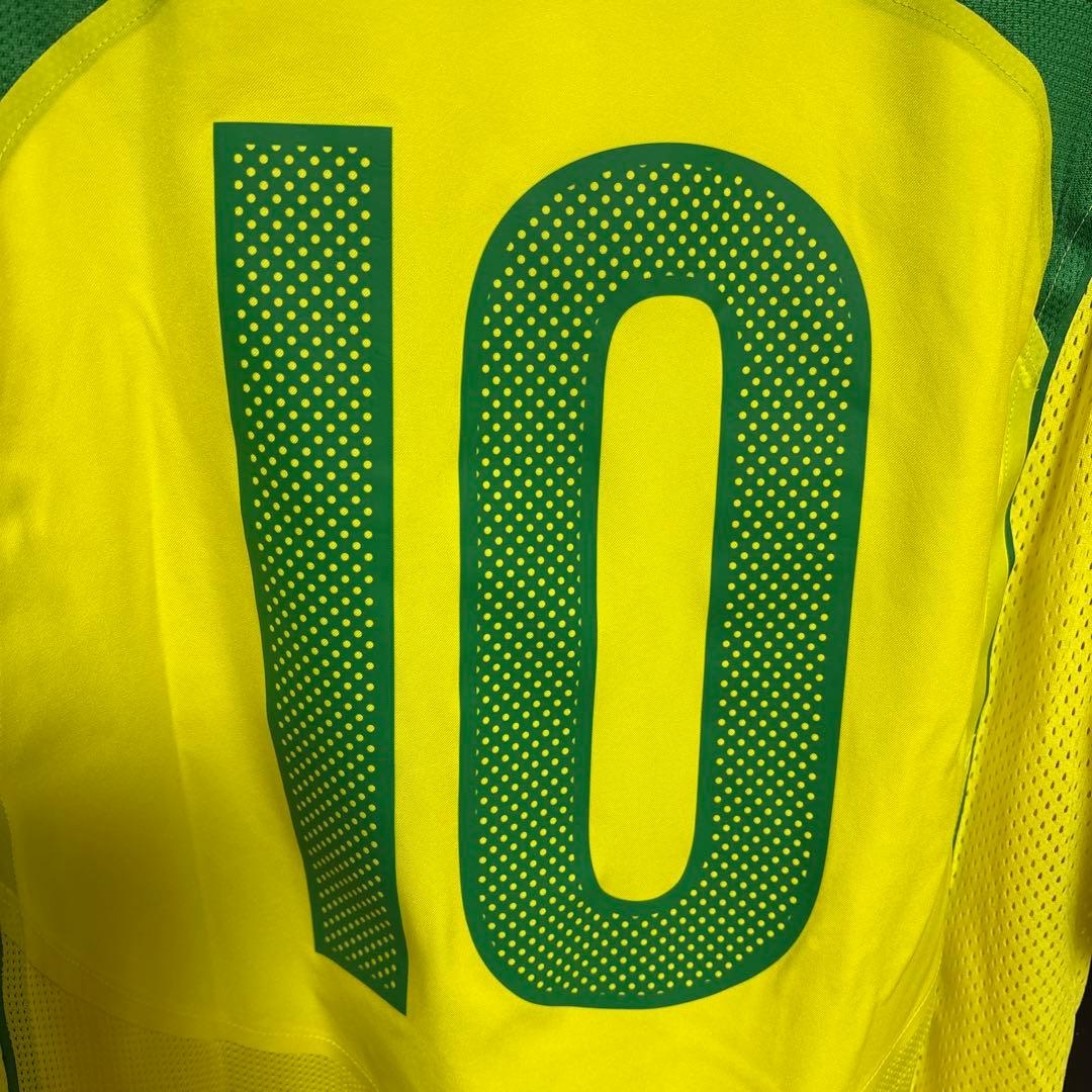 サッカー　ユニフォーム　ブラジル代表2004　復刻モデル　ロナウジーニョ