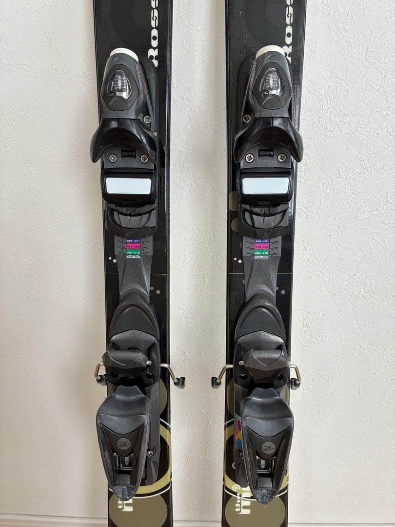Rossignol ミッドスキー　ストック付き