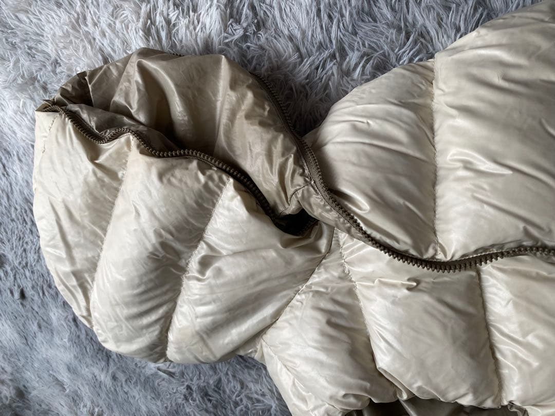 HKS　デュベティカ　ダウンベスト