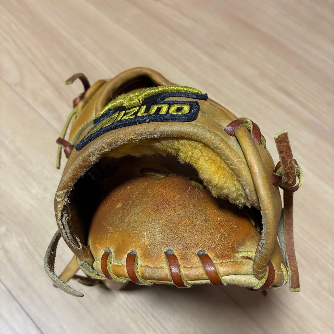 ミズノプロ　硬式　イエロー　左利き　左投げ　型◎ 即戦力