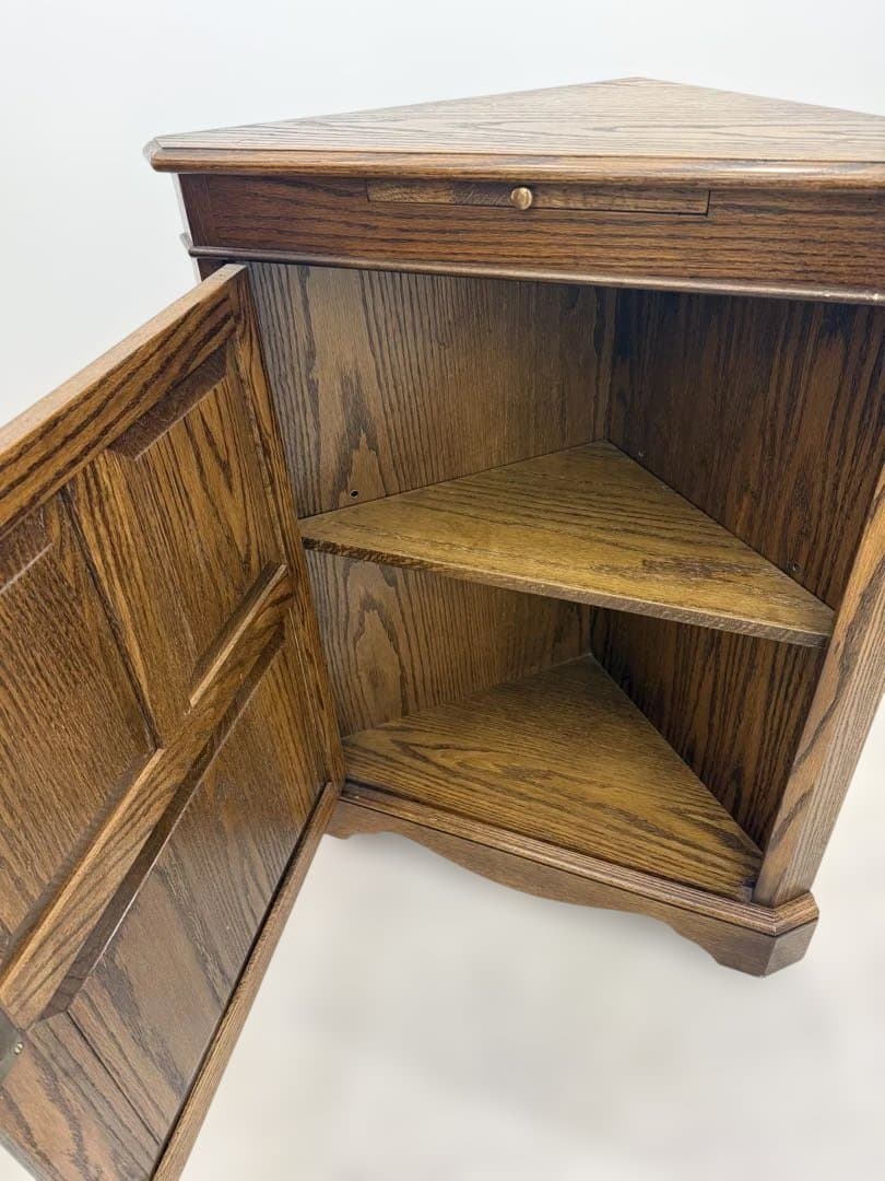 取りに来れる方限定　英国製　木製コーナーキャビネット ブラウン　ビンテージ