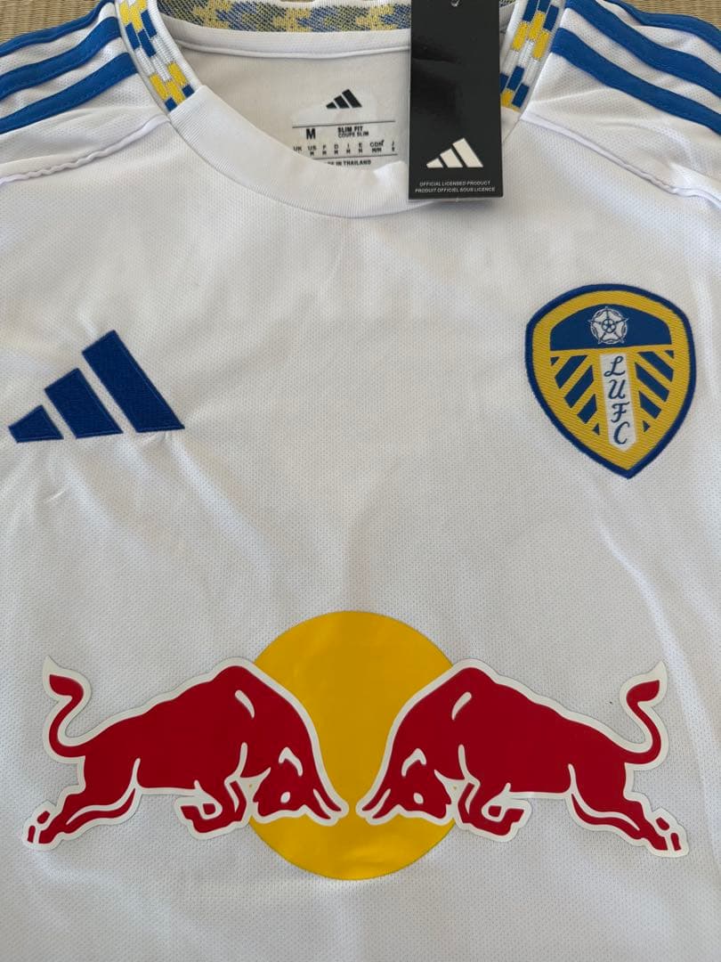 【激レア・お買い得　25/26 AEROREDY】　リーズユナイテッド　22