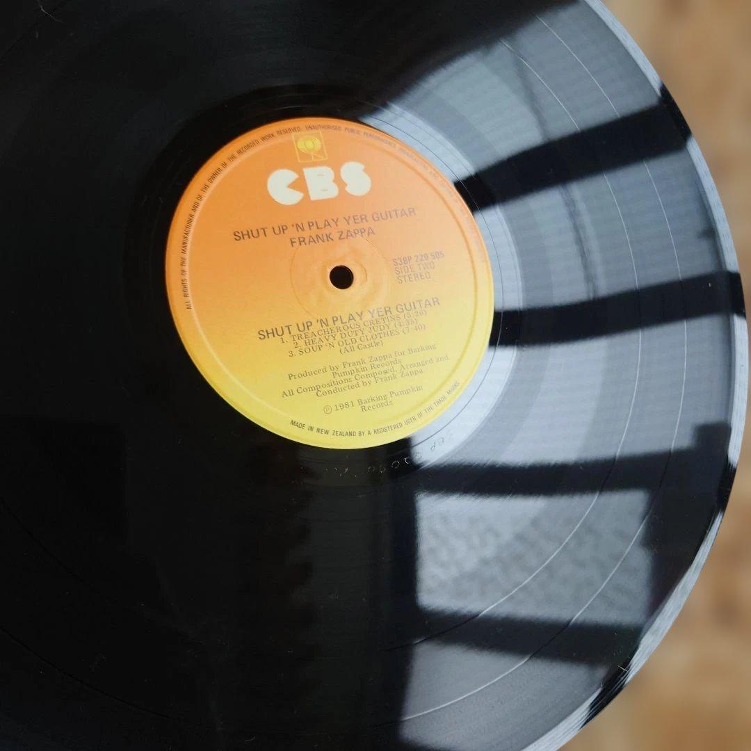 洋楽 Shut Up 'n Play Yer Guitar - Frank Zappa