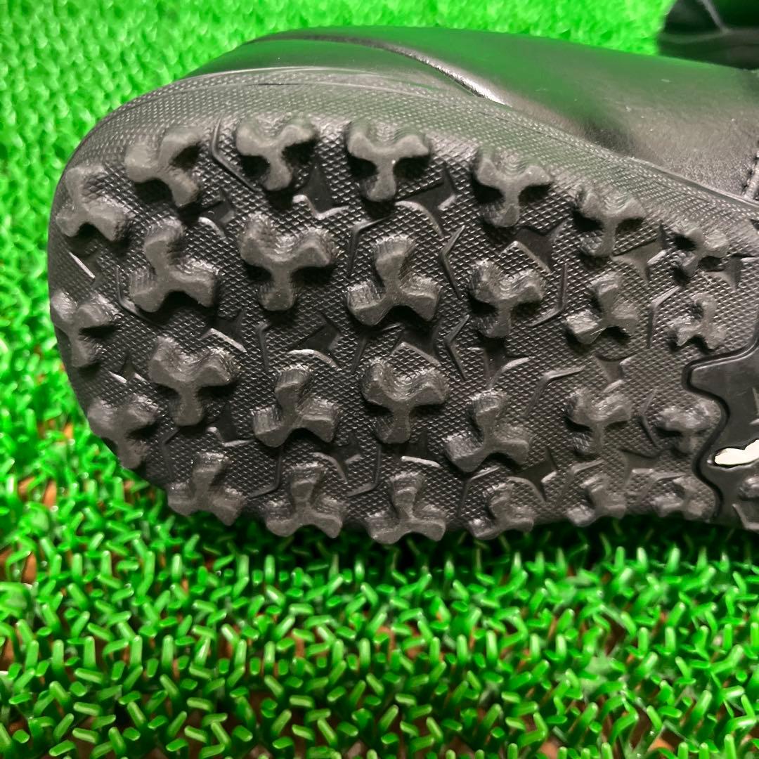 プーマ トレーニングシューズ キング プロ TT(ブラック)