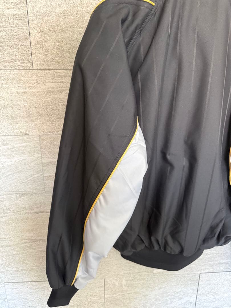 ミズノ 野球 グラウンドコート Mサイズ ブレスサーモ 黒×グレー