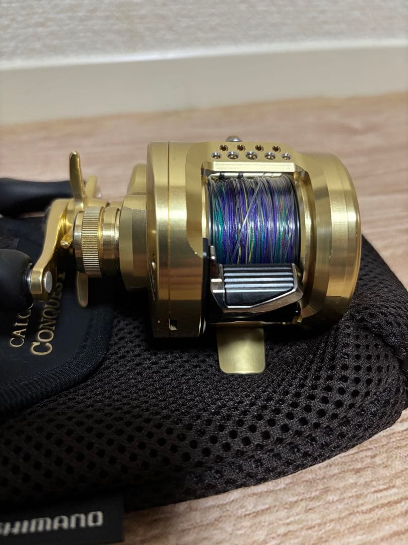 【美品】シマノ　21カルカッタコンクエスト201HG