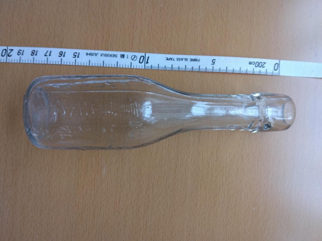 レトロ瓶☆明治大正期☆機械栓エンボス牛乳瓶