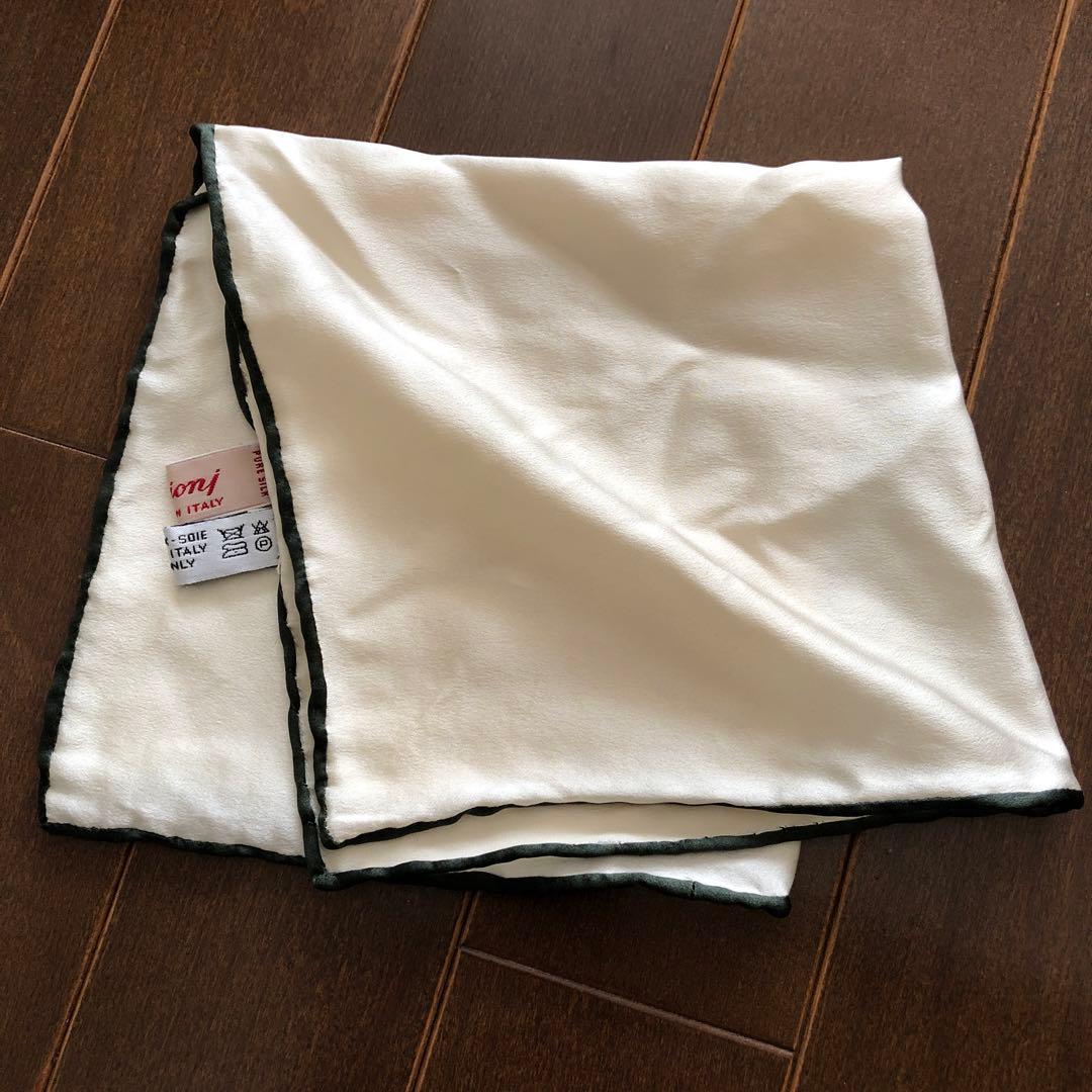 Brioni ブリオーニ　ハンドメイド　シルク　ポケットチーフ　ハンカチ