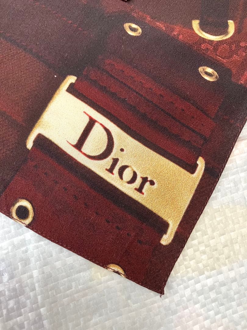 Christian Dior 100%シルク素材ミニスカーフ　ブラウン系