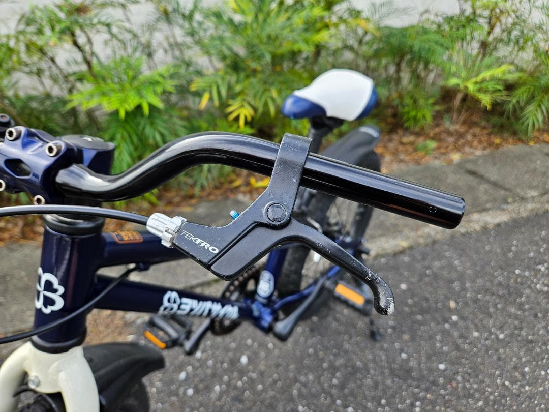 ヨツバサイクル　子供用自転車 18インチ