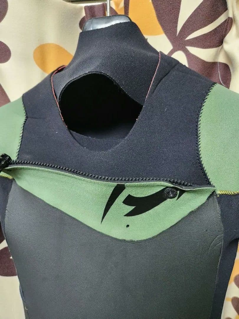 サイバー　セミドライウエットスーツ　140　キッズ