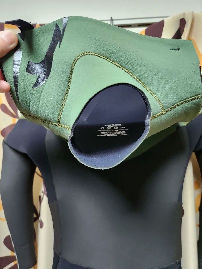 サイバー　セミドライウエットスーツ　140　キッズ