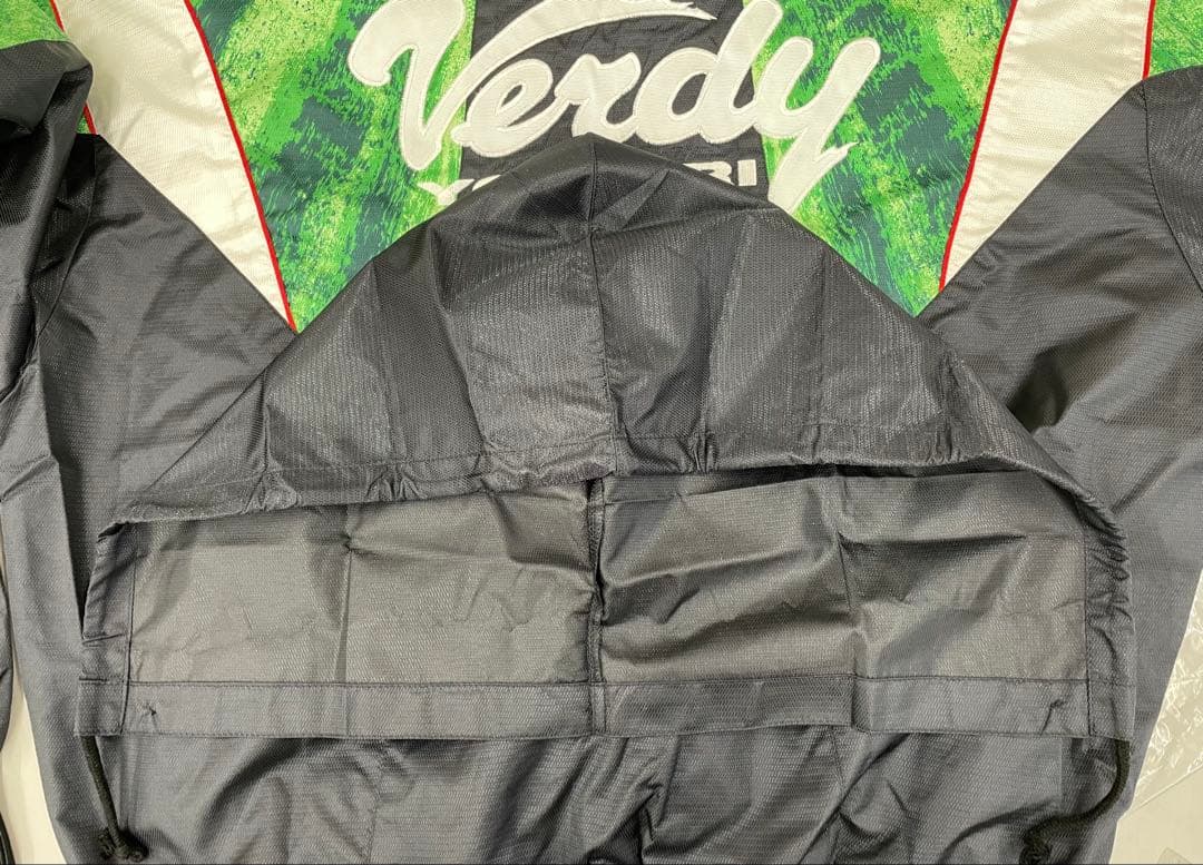 ヴェルディ川崎　読売ヴェルディ ナイロンジャケット 選手支給品　正規品