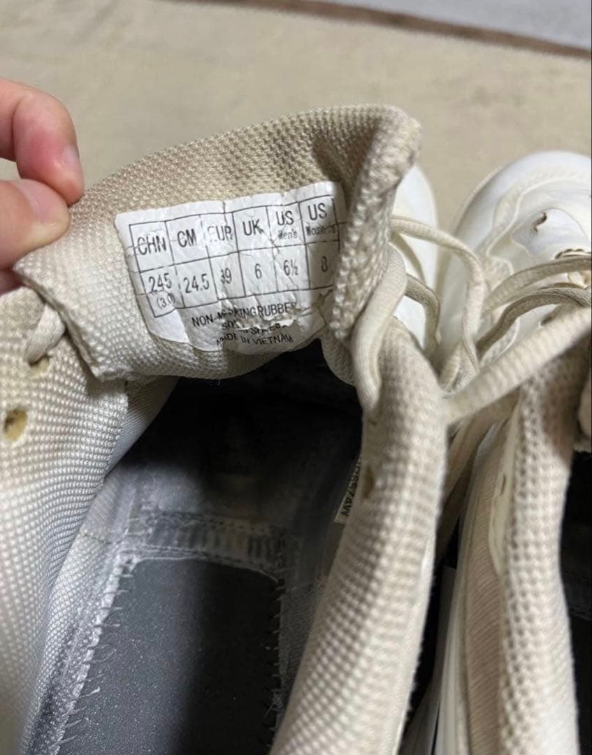 バドミントンシューズ 24.5