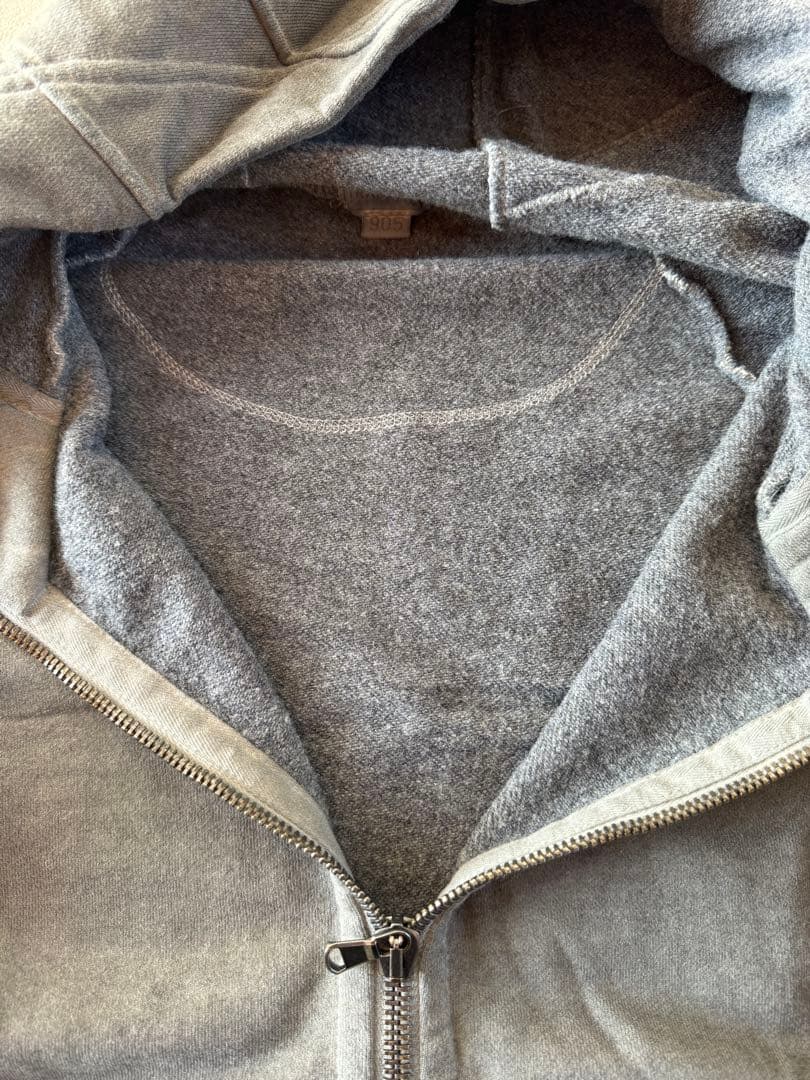 《TRANSIT PAR SUCH》ジップアップパーカー グレー(mt109)