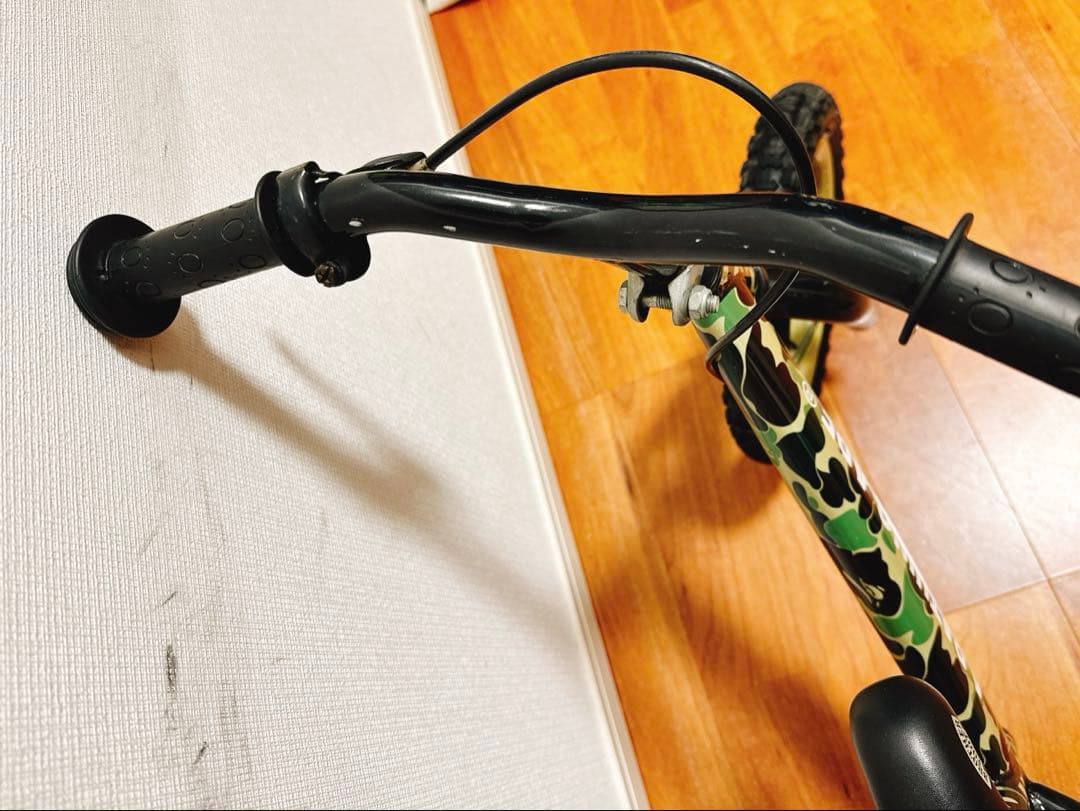 A BATHING APE キッズバイク バランスバイク ストライダー