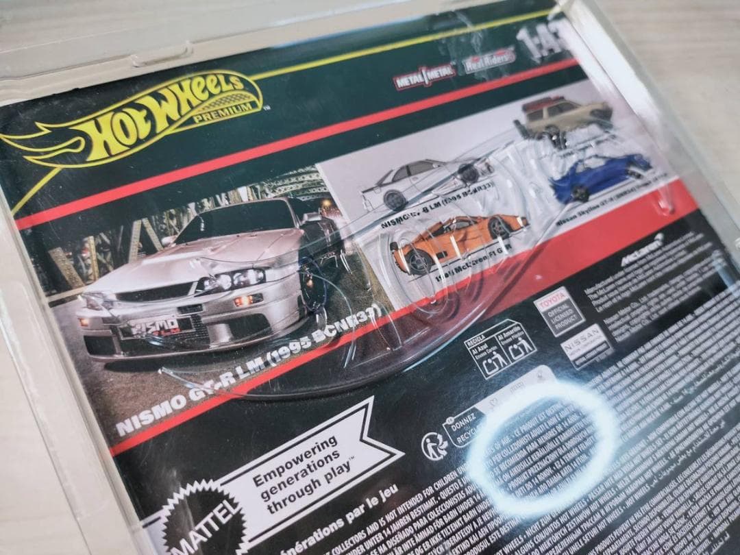 ホットウィール　NISMO GT-R LM スカイライン　ミニカー　1/43