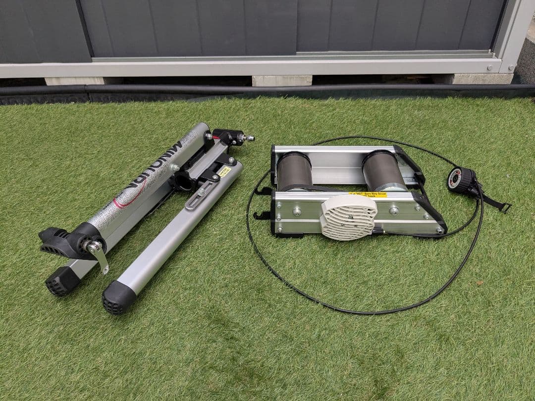 MINOURA ハイブリッドローラー FG542