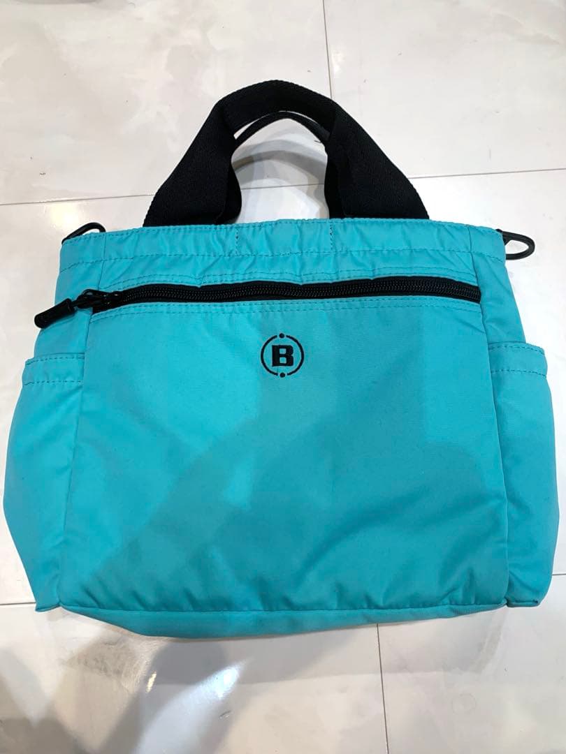 希少　即完売　ブリーフィング　briefing カードバッグ　ティファニーブルー