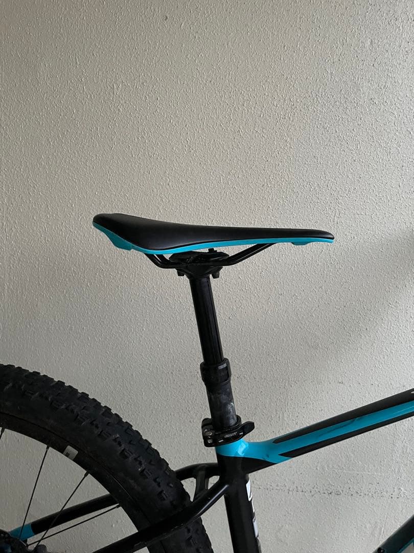 Giant 2019 fathom1 xs エアサスペンション　油圧ブレーキ