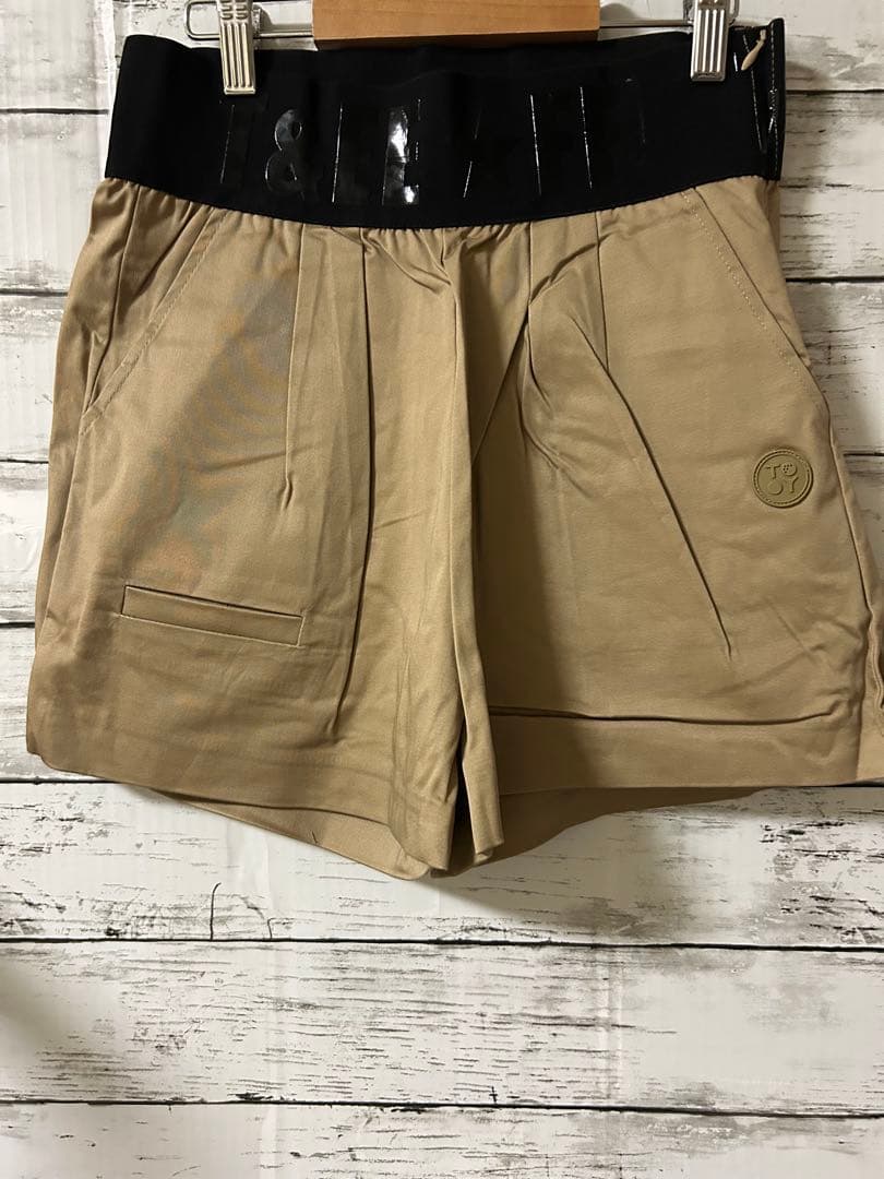 レディースゴルフウェアショートパンツセットアップ