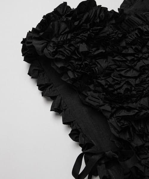 PERNA スクエアフリルベスト ブラック