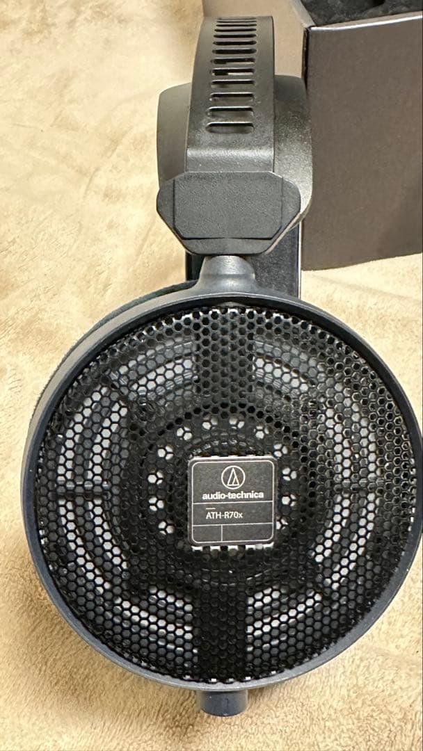 ヘッドホン audio-technica ATH-R70x