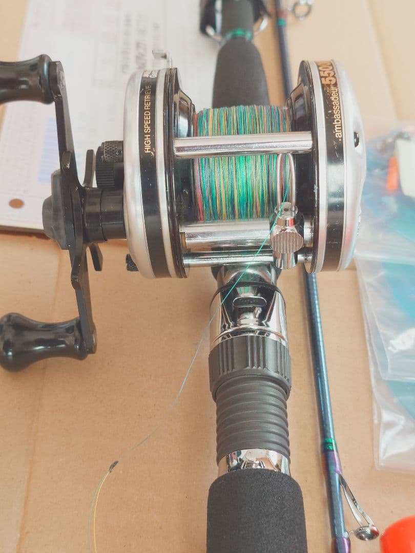 [希少]Abuアンバサダー5500Cシルバー(84-2 86-87)になります