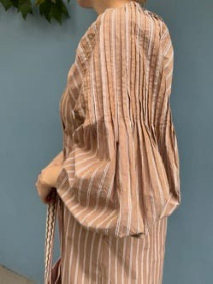 新品タグ付　今期新作　ヌキテパ　ポプリンストライプスリーブドレス　Mサイズ