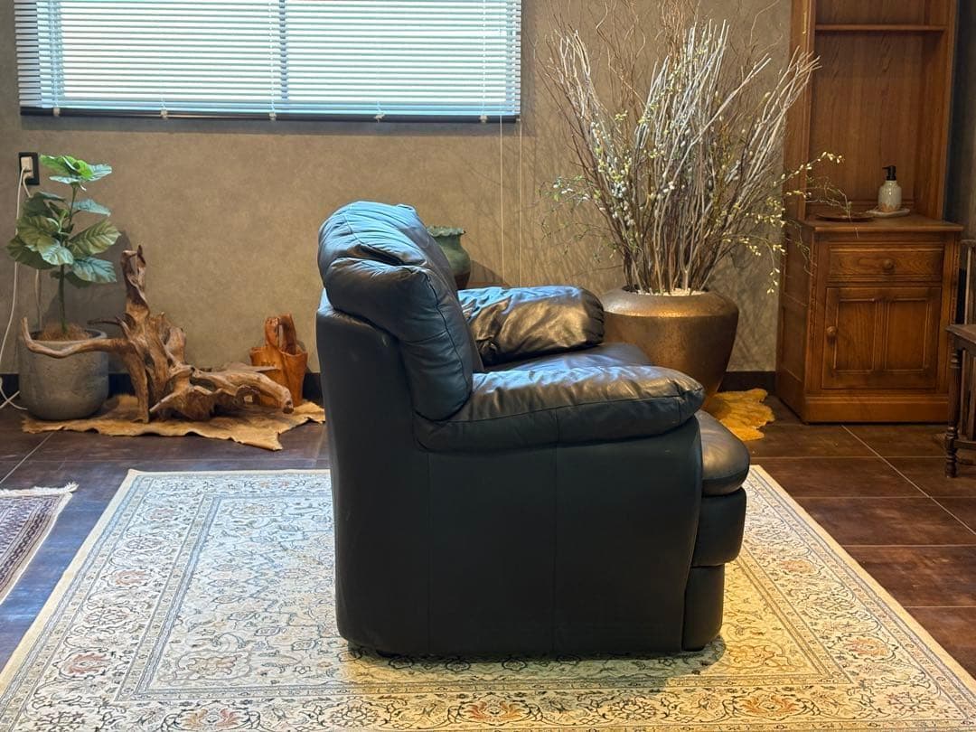 ②カウチソファ　ブラックソファ　2P　モダン　クラシック　シンプル　レザー　IG