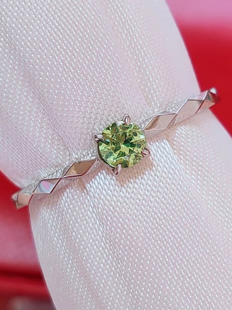 未使用品 pt950 天然デマントイドガーネット リング