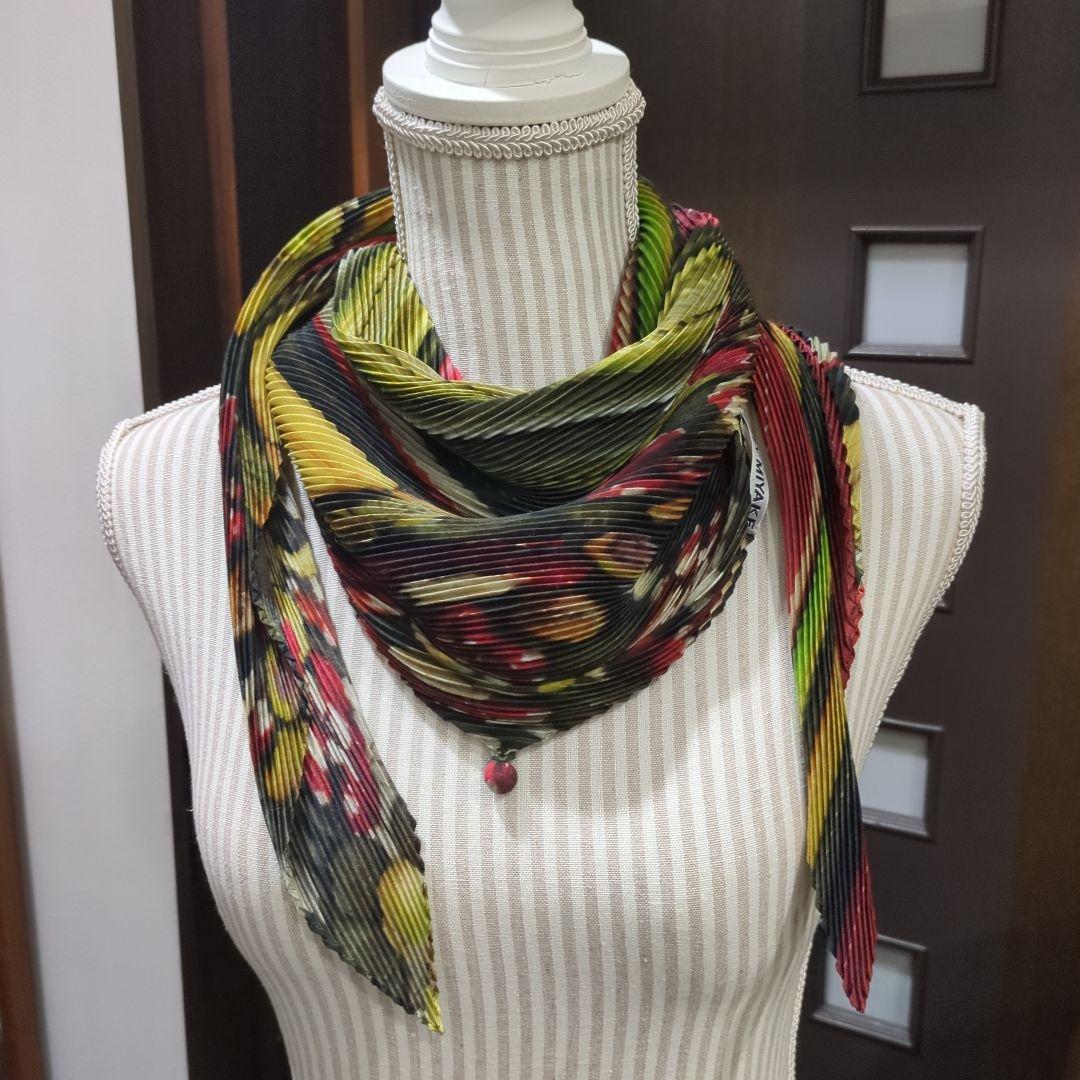 スカーフ　PLEATS PLEASE　総柄プリント ひし形　マルチ