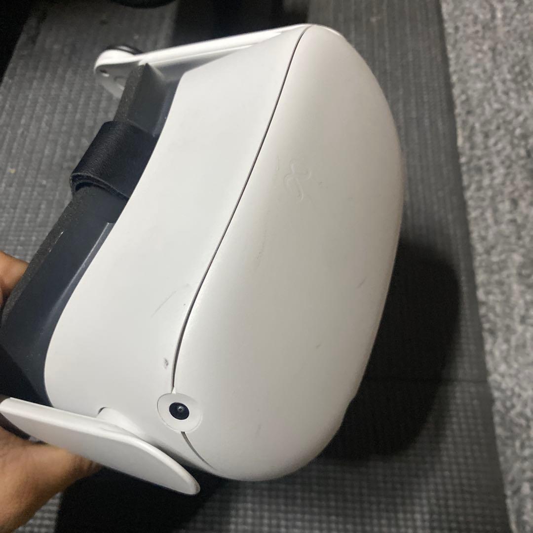 メタクエスト2 128gb コントローラー本体のみ　付属品なし