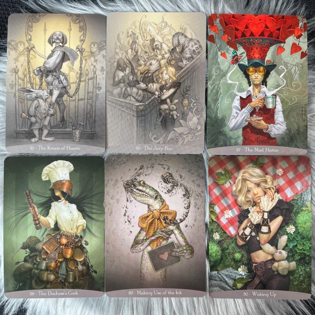 【正規品オラクルカード】現代的な不思議の国のアリスがモチーフ✨ALICEオラクル