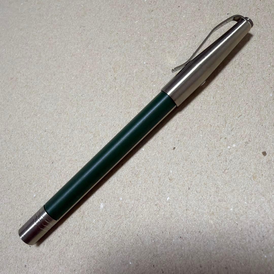 新品 限定 三菱鉛筆 uni ユニ レイヤード ボールペン グリーン 箱付き