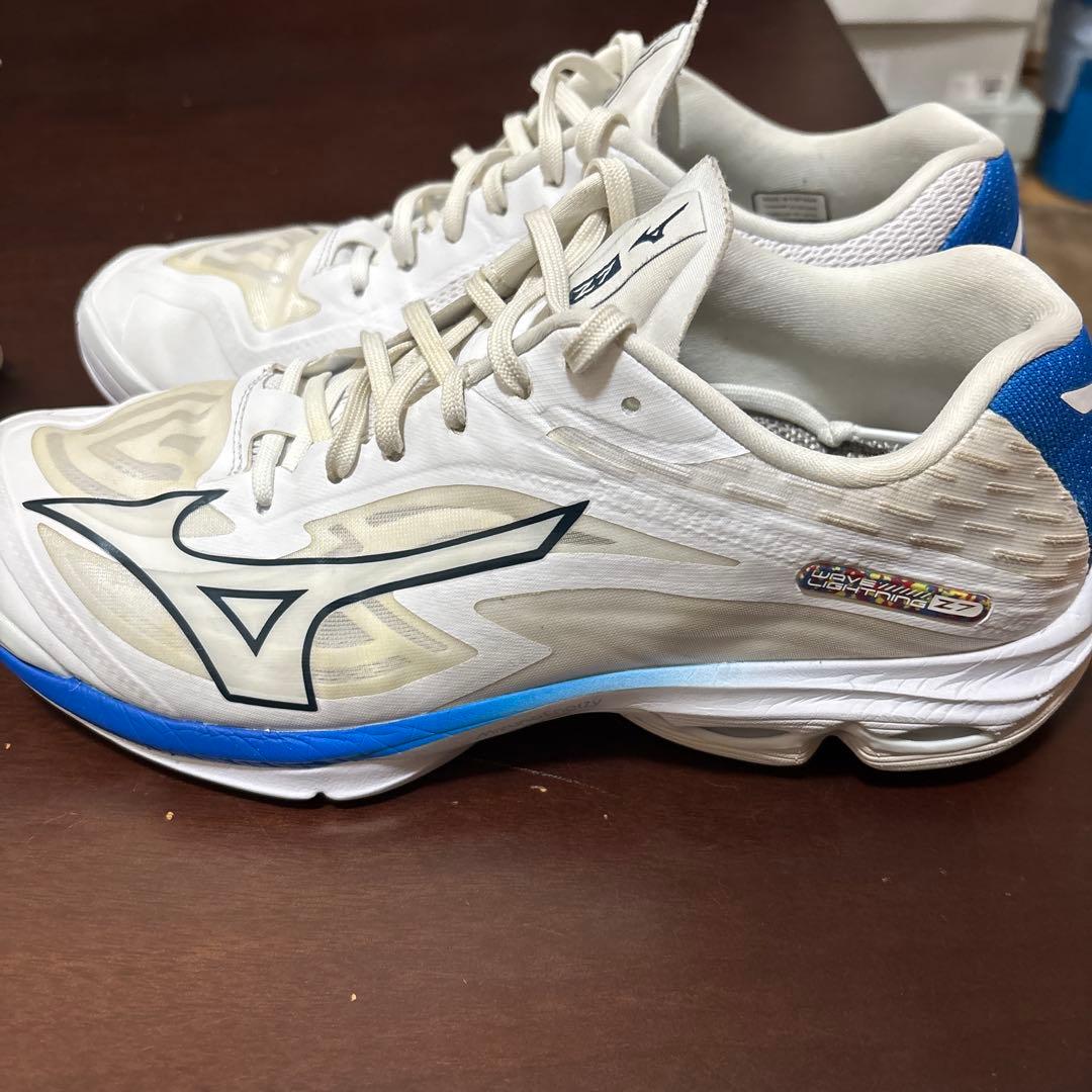 Mizuno Wave Lightning Z7ホワイト/ブルー
