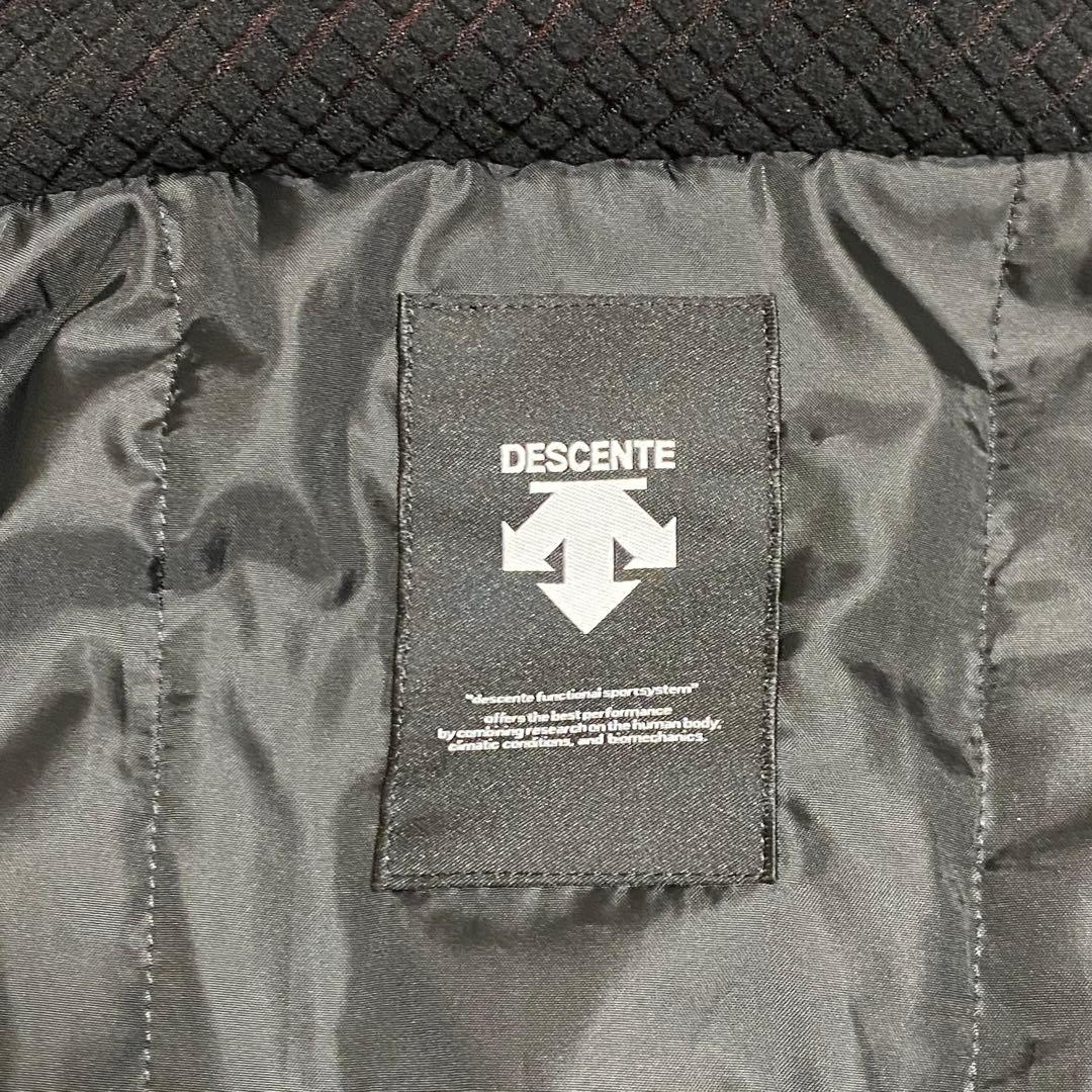 極美品 DESCENTE デサント スキージャケット 中綿 撥水 メンズ M