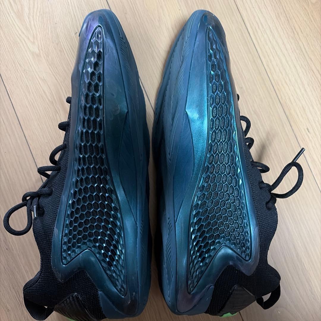 adidas バスケットボールシューズ ブラック/グリーン