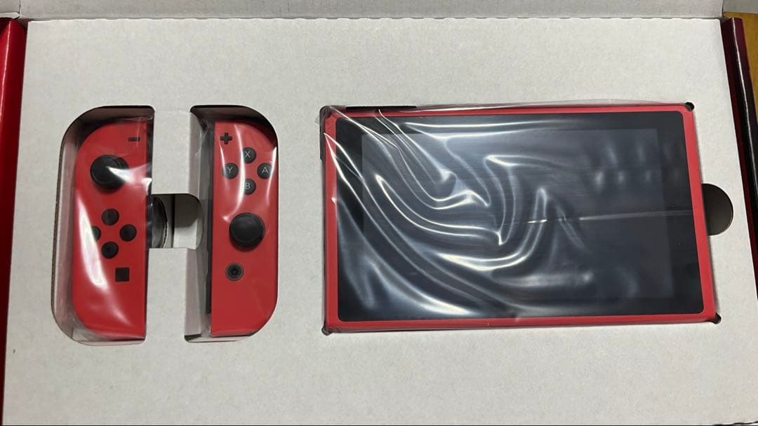 新品限定品 Nintendo Switch マリオレッド 特典付き スイッチ