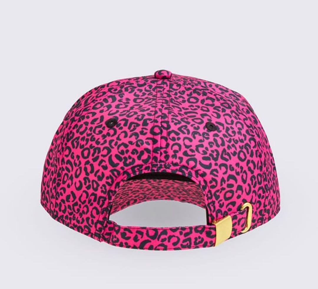 ZUMBA 正規品最新作！未使用未開封！大人気ピンクヒョウ柄キャップ！