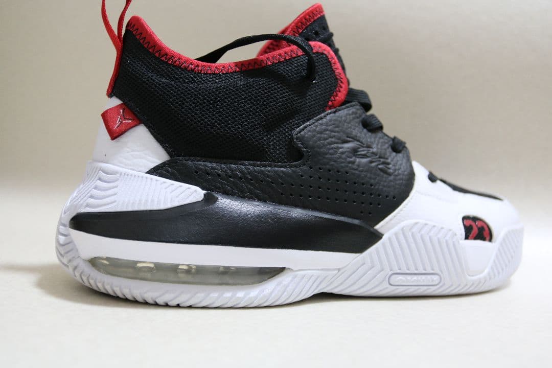 【美品】ナイキ エアジョーダン ステイ ロイヤル 2 27cm