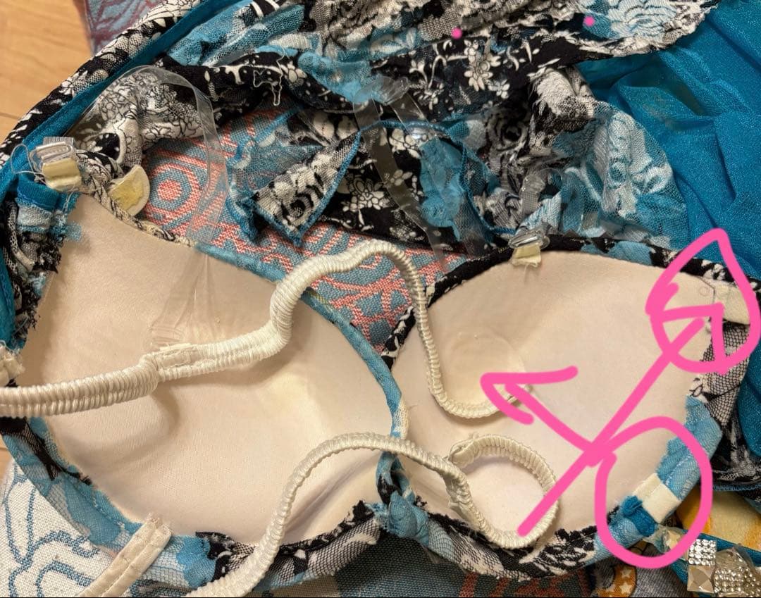 在庫掘り出しセール！ベリーダンス　衣装　&ネックレス、ピアス　セット